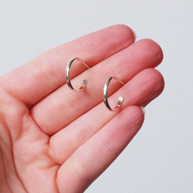 Narrow Pebble Hoops