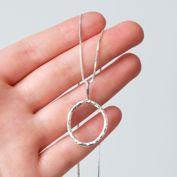 Big Pebble Outline Charm Necklace