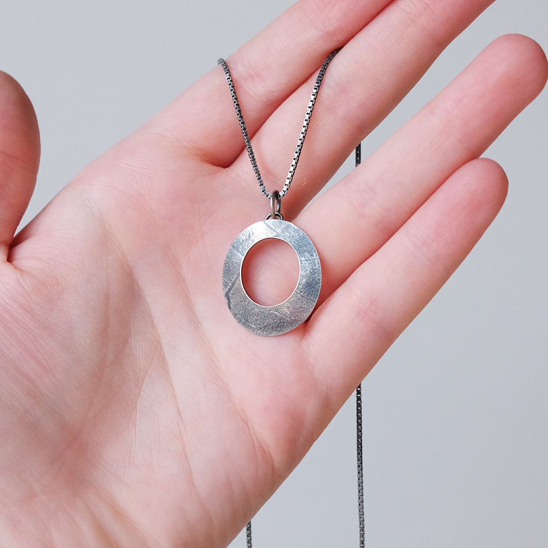 Middle Tree Ring Necklace