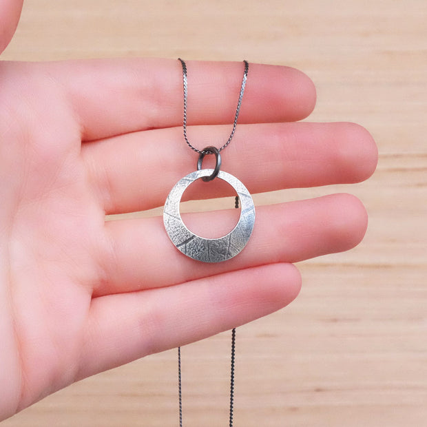 Middle Tree Ring Necklace