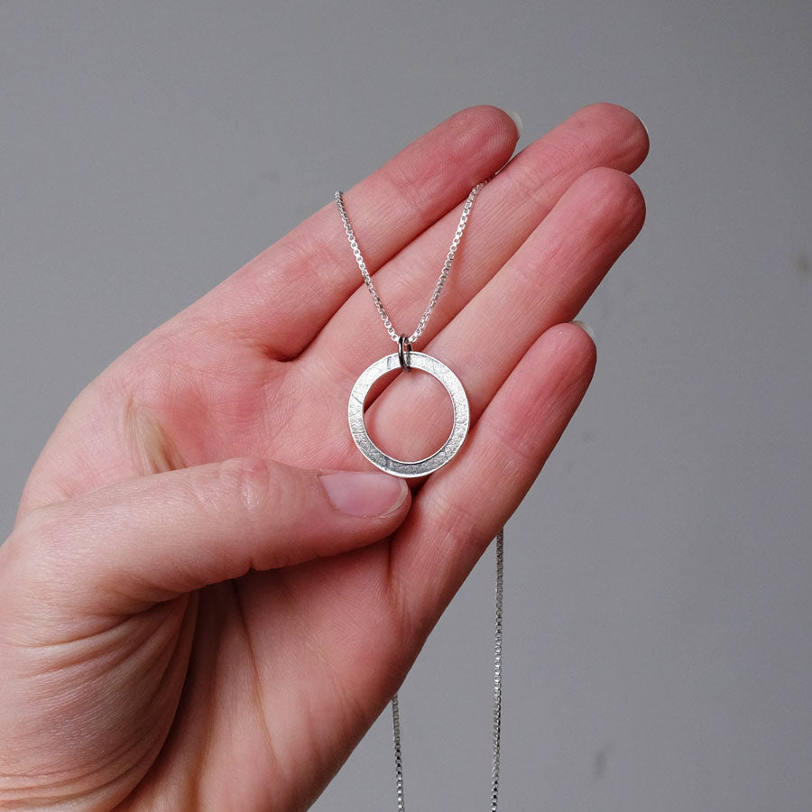 Single Tree Ring Necklace